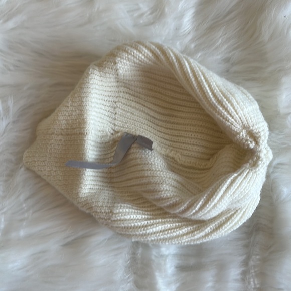 Charter Club knit newsboy hat - Picture 6 of 10